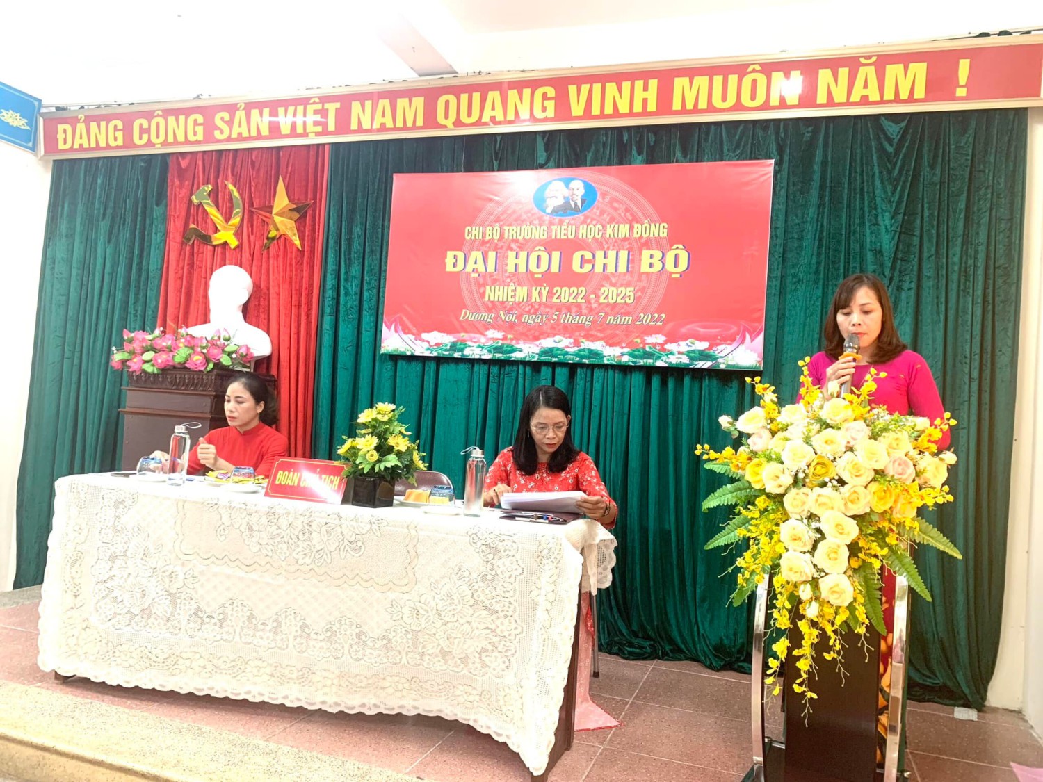 Đồng chí Đinh Thị Thảo - Bí thư chi bộ