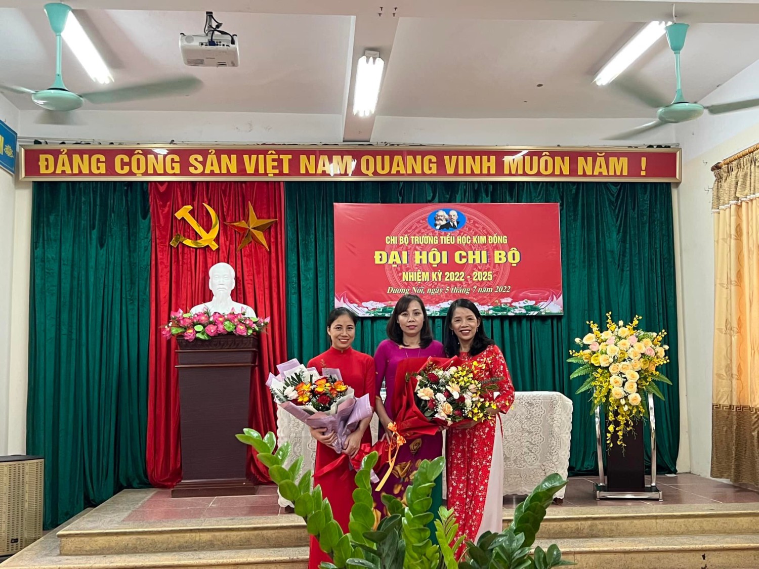 Đại hội Chi bộ trường Tiểu học Kim Đồng nhiệm kì 2022-2025